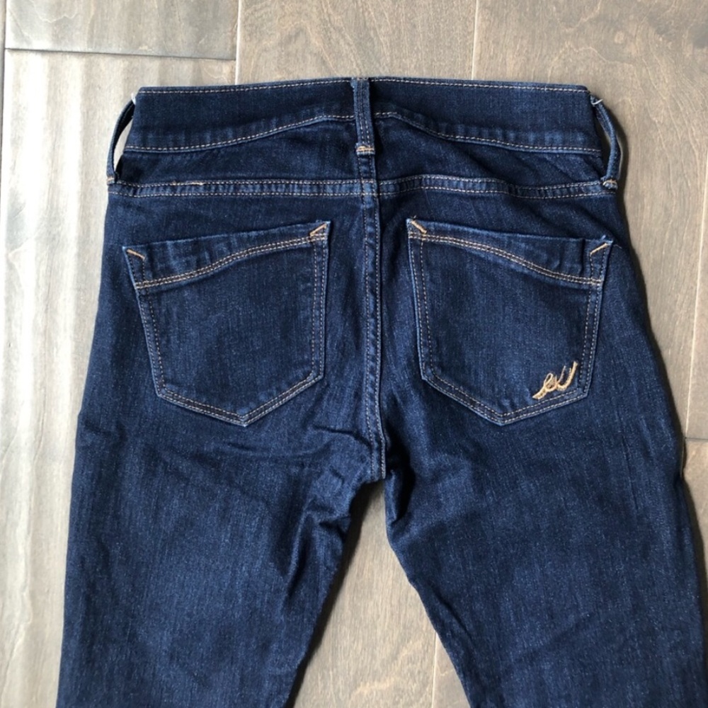 Express Mid Rise Jeans - Picture 3 of 4